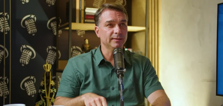 “Influencers” católicos entram em campo nas redes por Flávio Bolsonaro