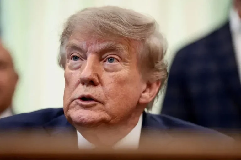 Trump diz que homens presos em base britânica planejavam “grandes danos”
