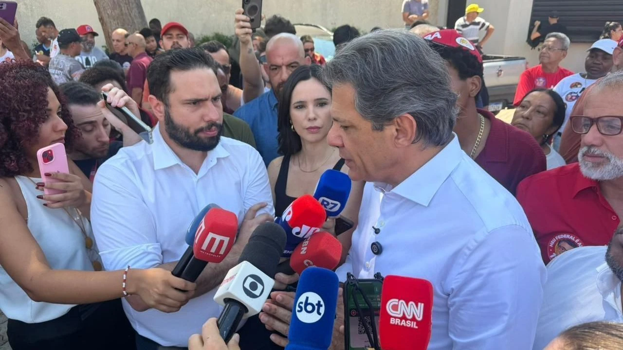 Haddad defende fim de sigilos em investigações e diz que Lula não interfere