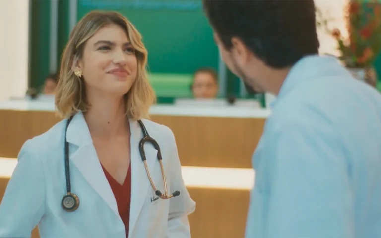 Em Por Você, mentira de Toy é descoberta por Leandra: ‘Sempre soube que não era médico’