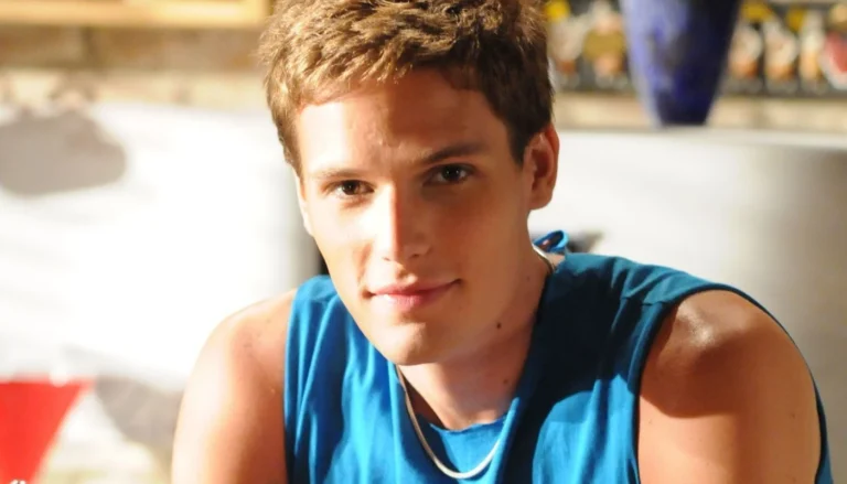 “A Fazenda 18”: Jônatas Faro fez “Chiquititas” e tem filho com atriz famosa