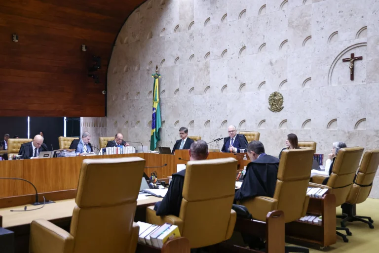 Governo monitora impacto de crise no STF a relação com EUA