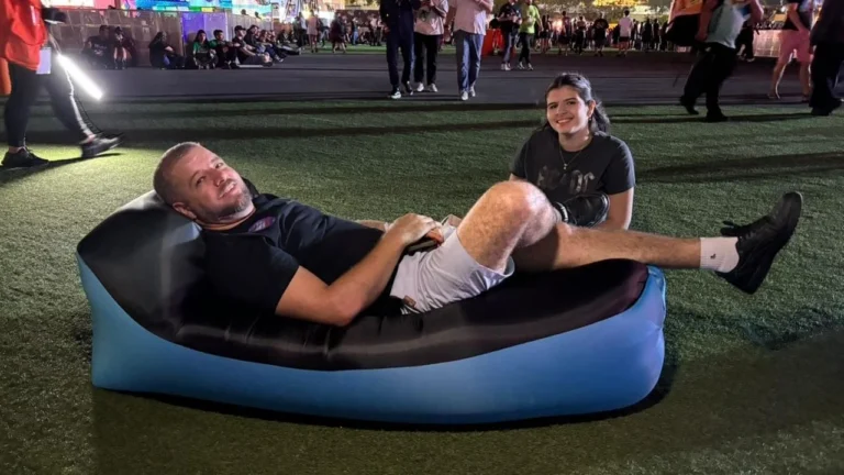 Perna quebrada e “sofá” improvisado: o que rolou no 1º dia do Rock in Rio