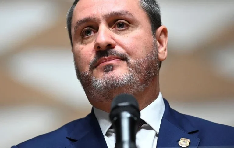 AGU representará diretor da PF em todos os processos que o envolvem no STF