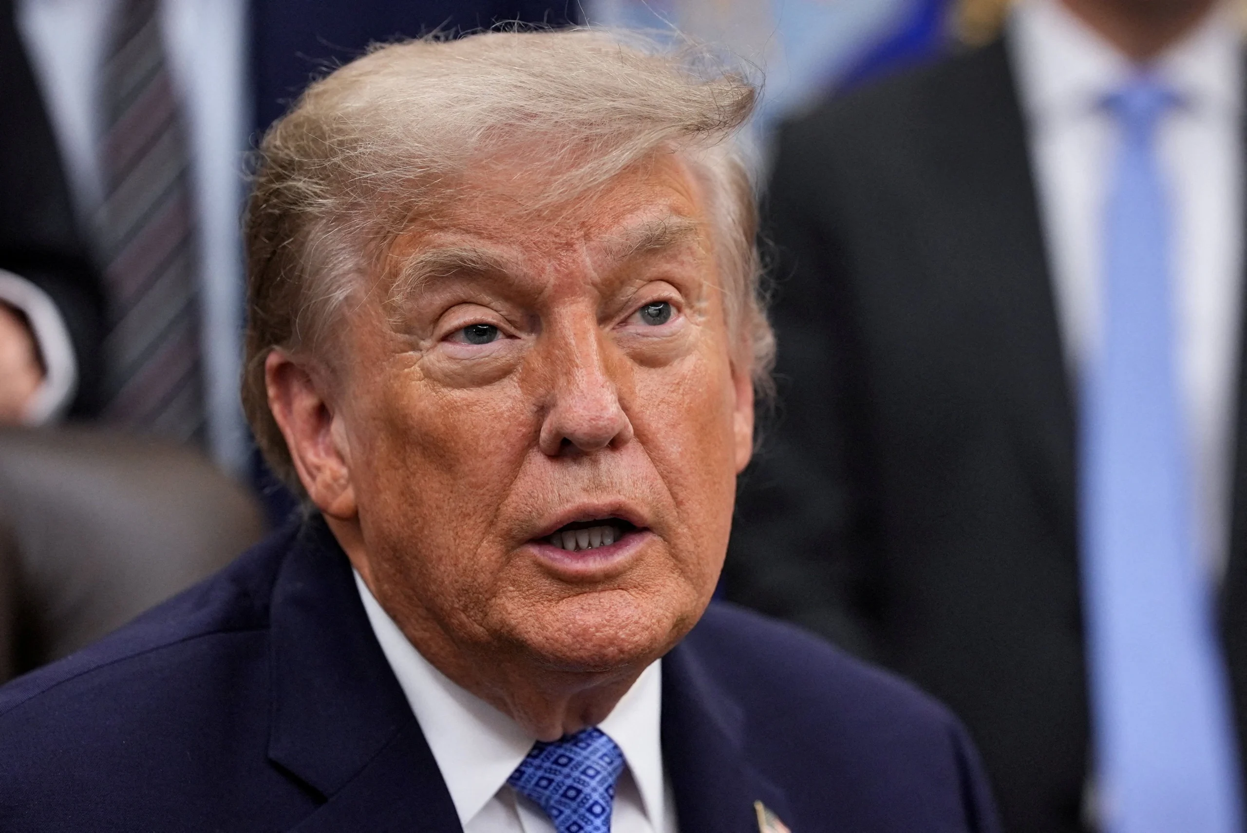 Trump minimiza conflito contra o Irã: 