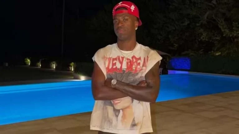 Vini Jr. solta o verbo após ser alvo de críticas: ‘Não me ajudam’