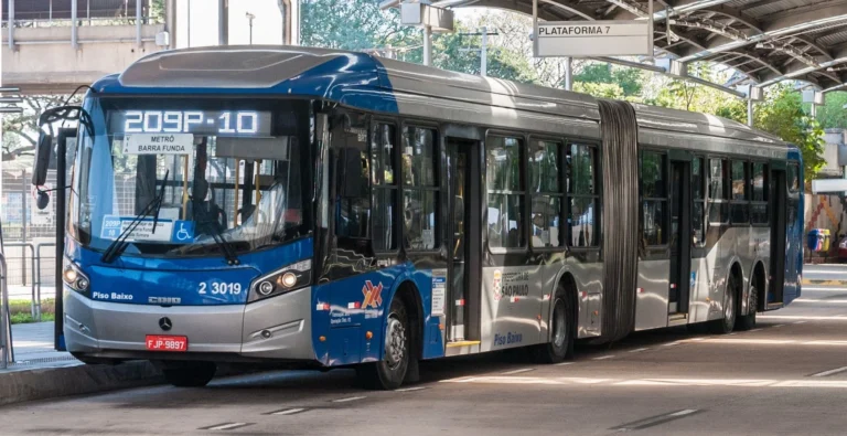 PT aciona Justiça Eleitoral por ônibus em SP; Prefeitura diz que cumprirá