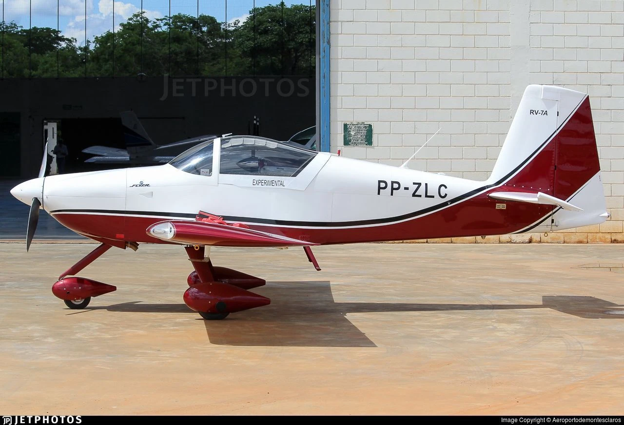 Queda de avião particular deixa dois mortos em SP